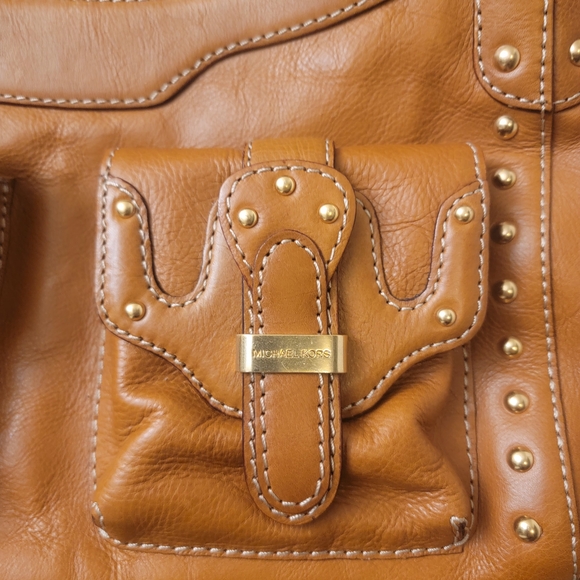 Michael Kors Tan Leather Shoulder Bag with Gold Accents - Picture 7 of 8